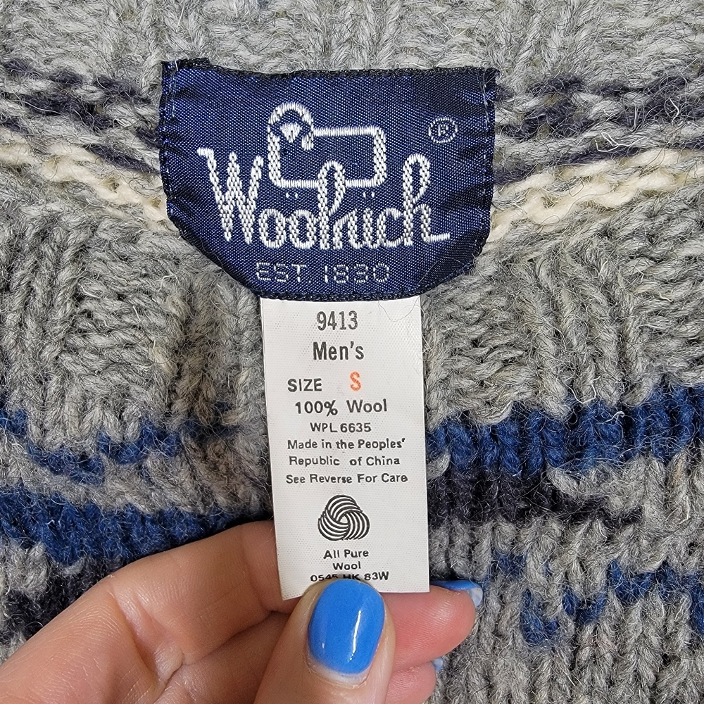 Vintage Woolrich patterned sweater blue grey 100% wool men's small - Picture 2 of 5